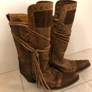 Corral Buckle Exclusive Fish Boots